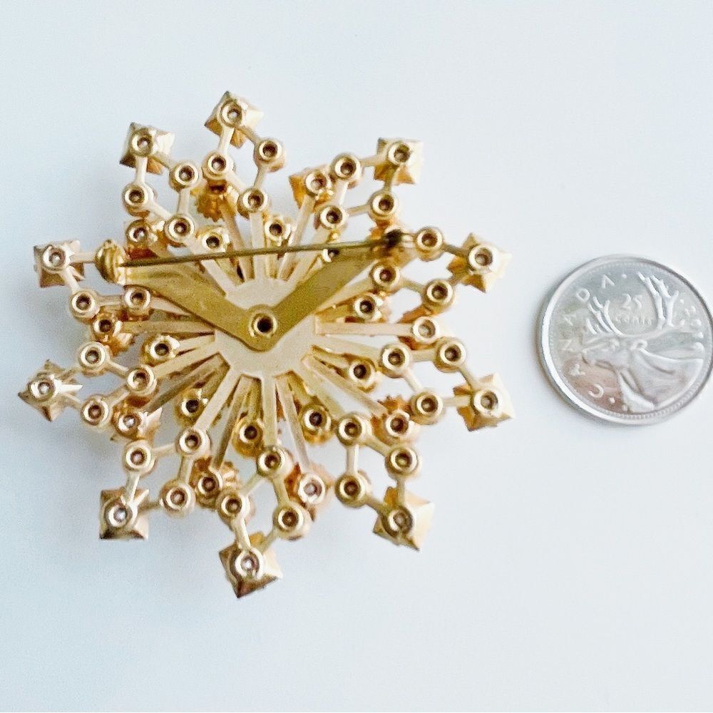 Vintage Juliana Rhinestone Snowflake Brooch - Picture 6 of 8